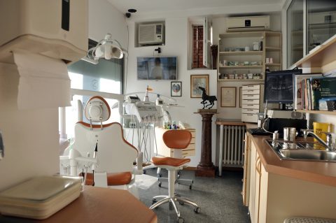 Dental room No. 1